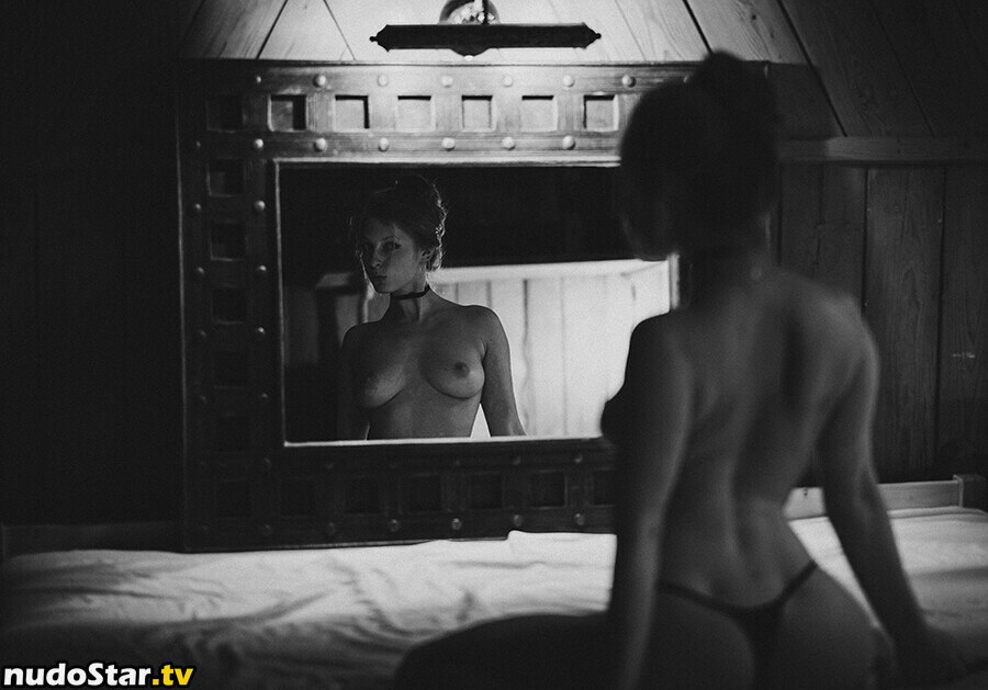 thinloth Naakte OnlyFans Gelekte Foto #20