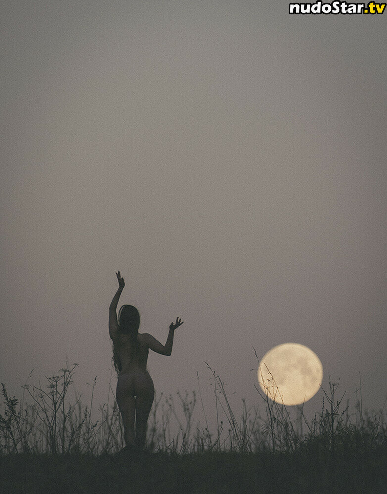 thinloth Naakte OnlyFans Gelekte Foto #22