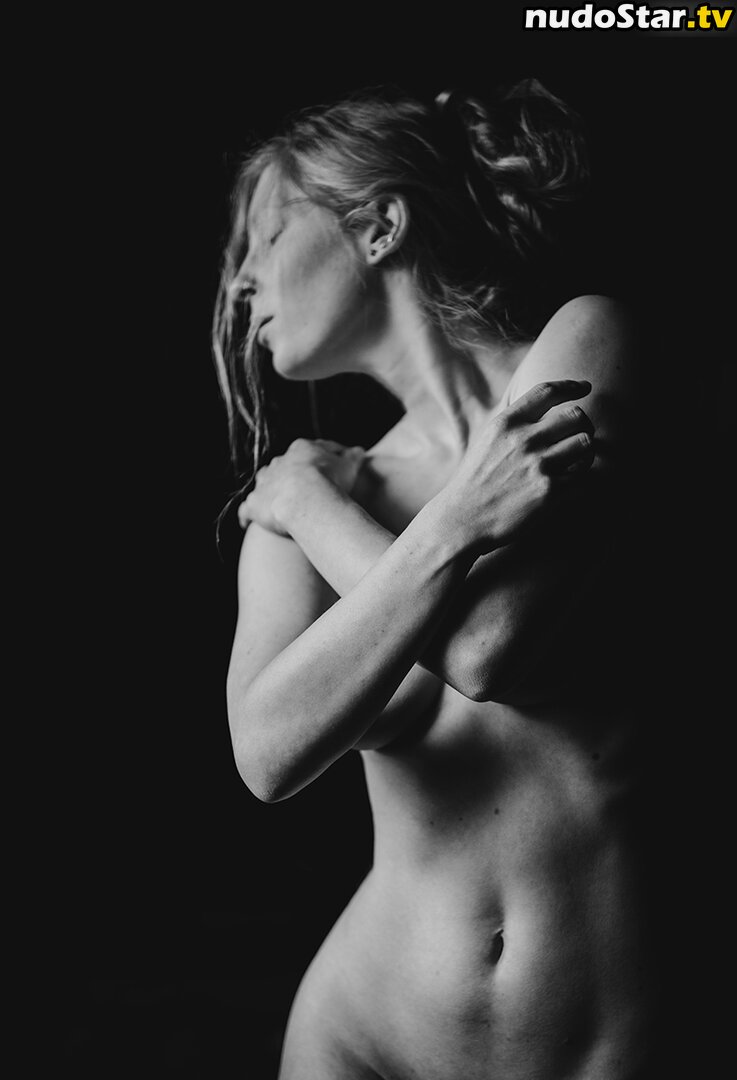 thinloth Naakte OnlyFans Gelekte Foto #49